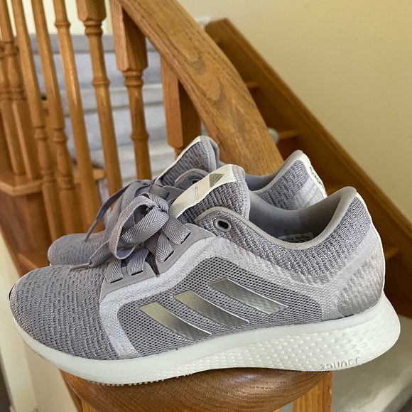 Adidas Edge Lux 4 Women's Size 6.5 Sneakers - Picture 2 of 6